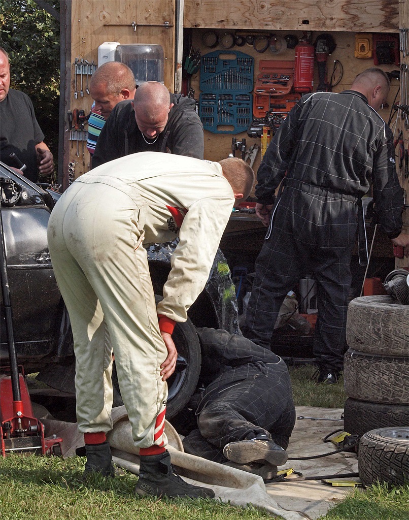 Der blev tryllet i paddock’en for at få racerne tilbage i kampklar tilstand
(Foto: Kirketerp)
